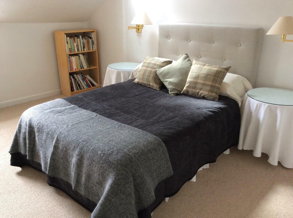 The Garden Studio Apartment Moniaive ภายนอก รูปภาพ